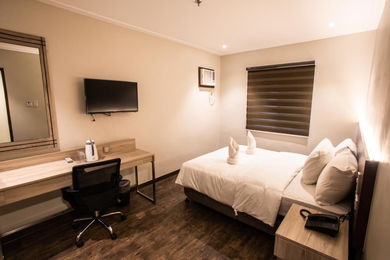 Northwest Inn Bacolod Ngoại thất bức ảnh